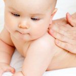 kem trị rôm sẩy cho bé