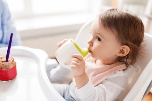 Uống sữa Firso đều đặn giúp trẻ có hệ tiêu hóa khỏe mạnh và hấp thu chất dinh dưỡng tốt