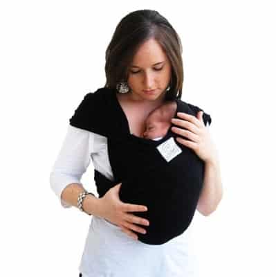 Địu bé sơ sinh dạng túi vải được nhiều các mẹ lựa chọn