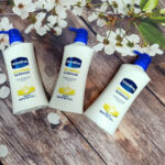 sữa tắm Vaseline